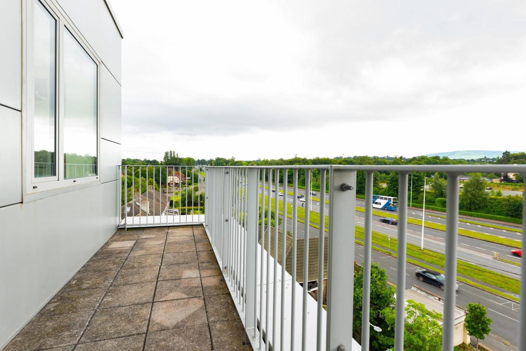 Refurbished Ensuite With Shared Kitchen At Montrose In Dublin